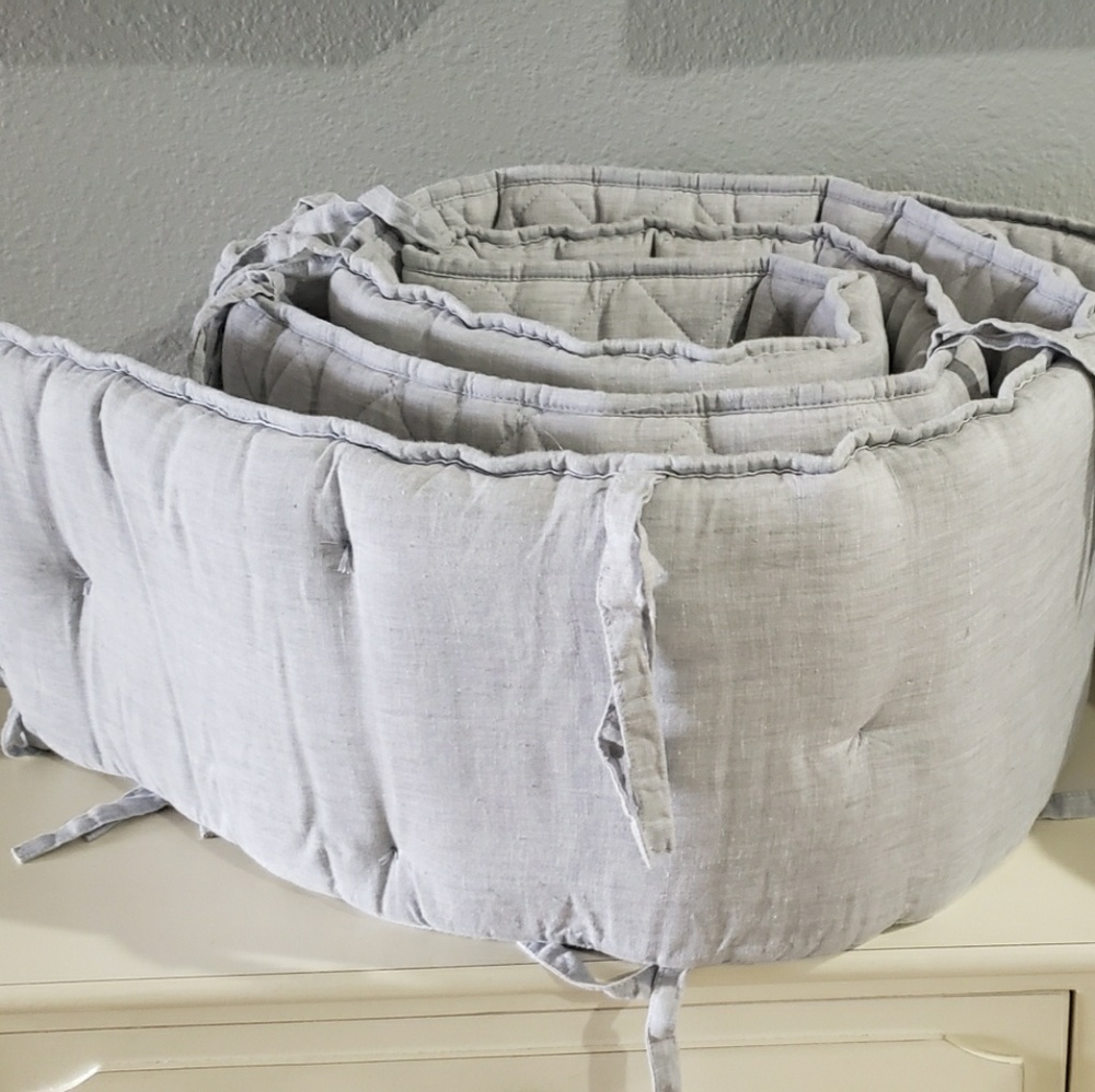 Pottery Barn Kids Crib Bumper